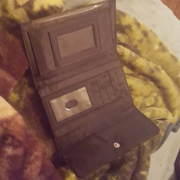 Wallet - Picture 2 of 4